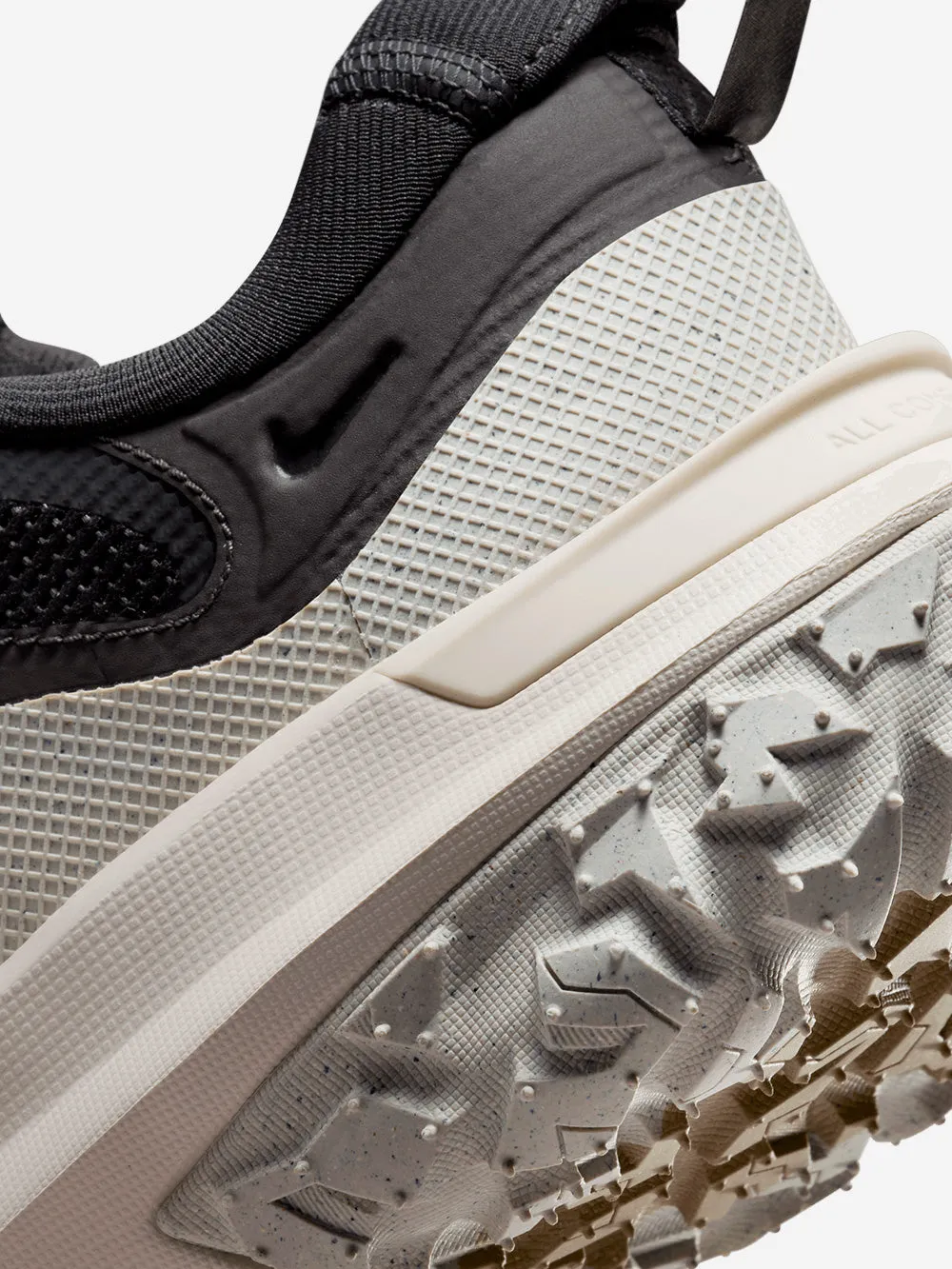 ACG Mountain Fly 2 Low gore-Tex Sneakers