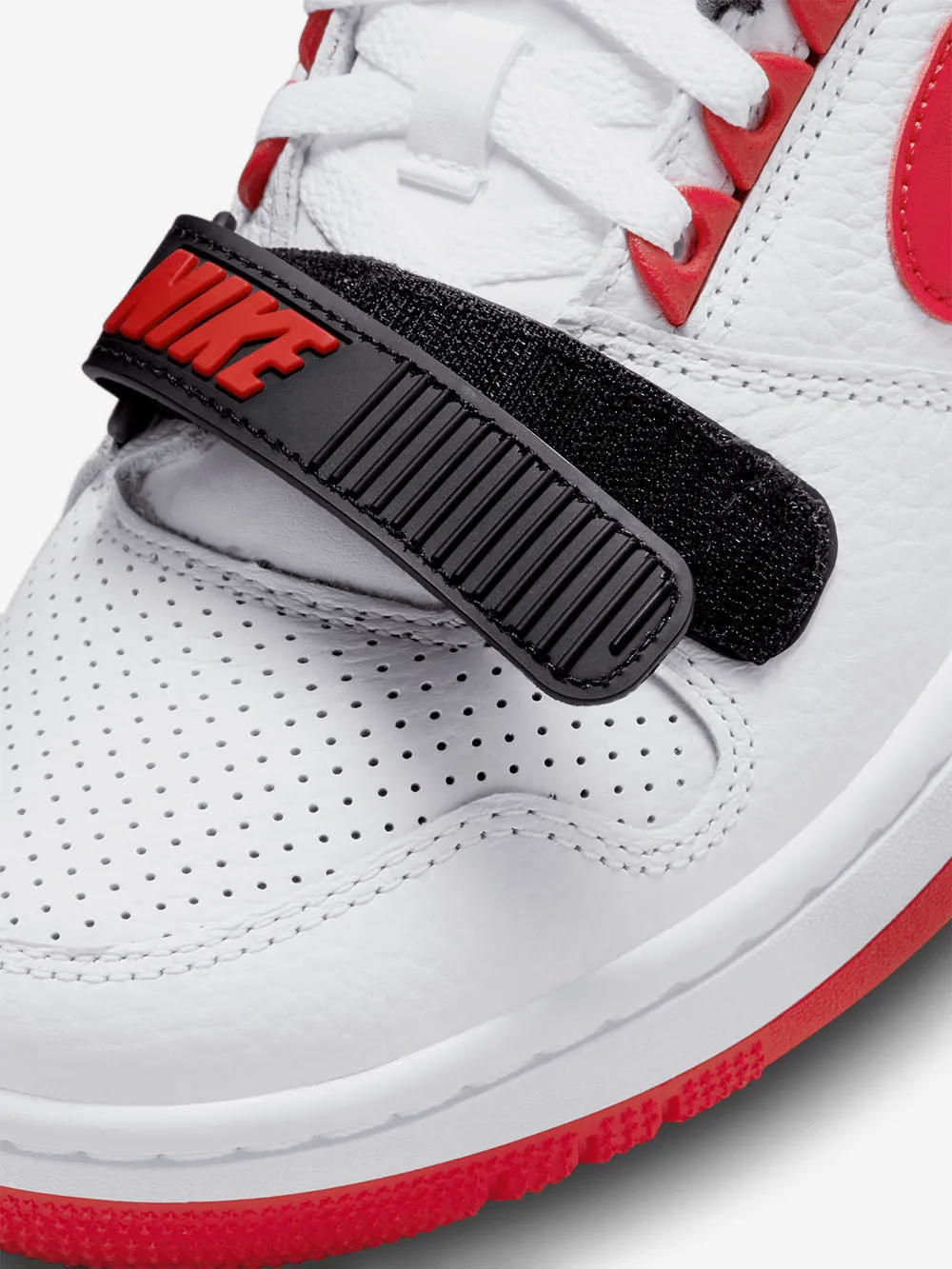 Air Alpha Force 88 Chicago Sneakers