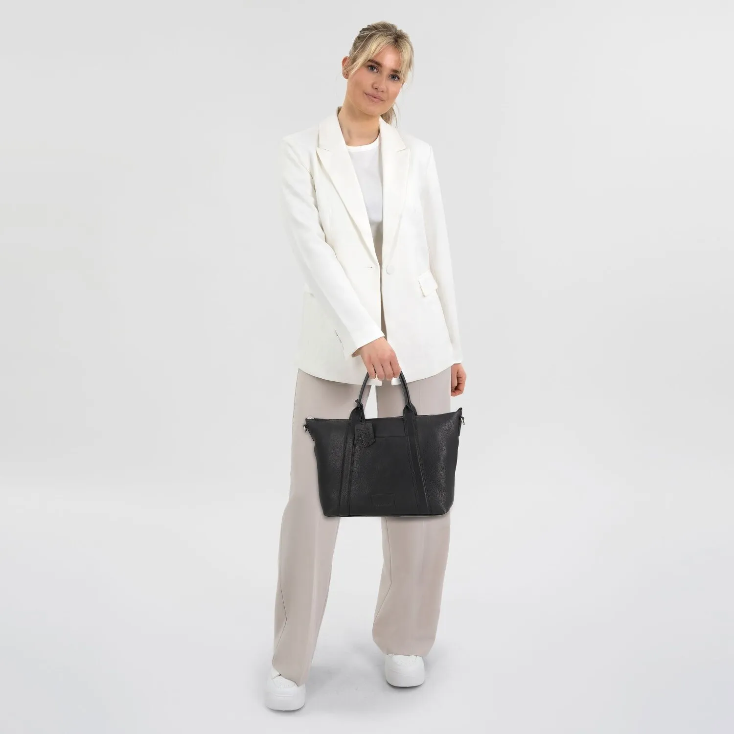Burkely Borsa Skylar morbida in pelle con scomparto per laptop da 41 cm
