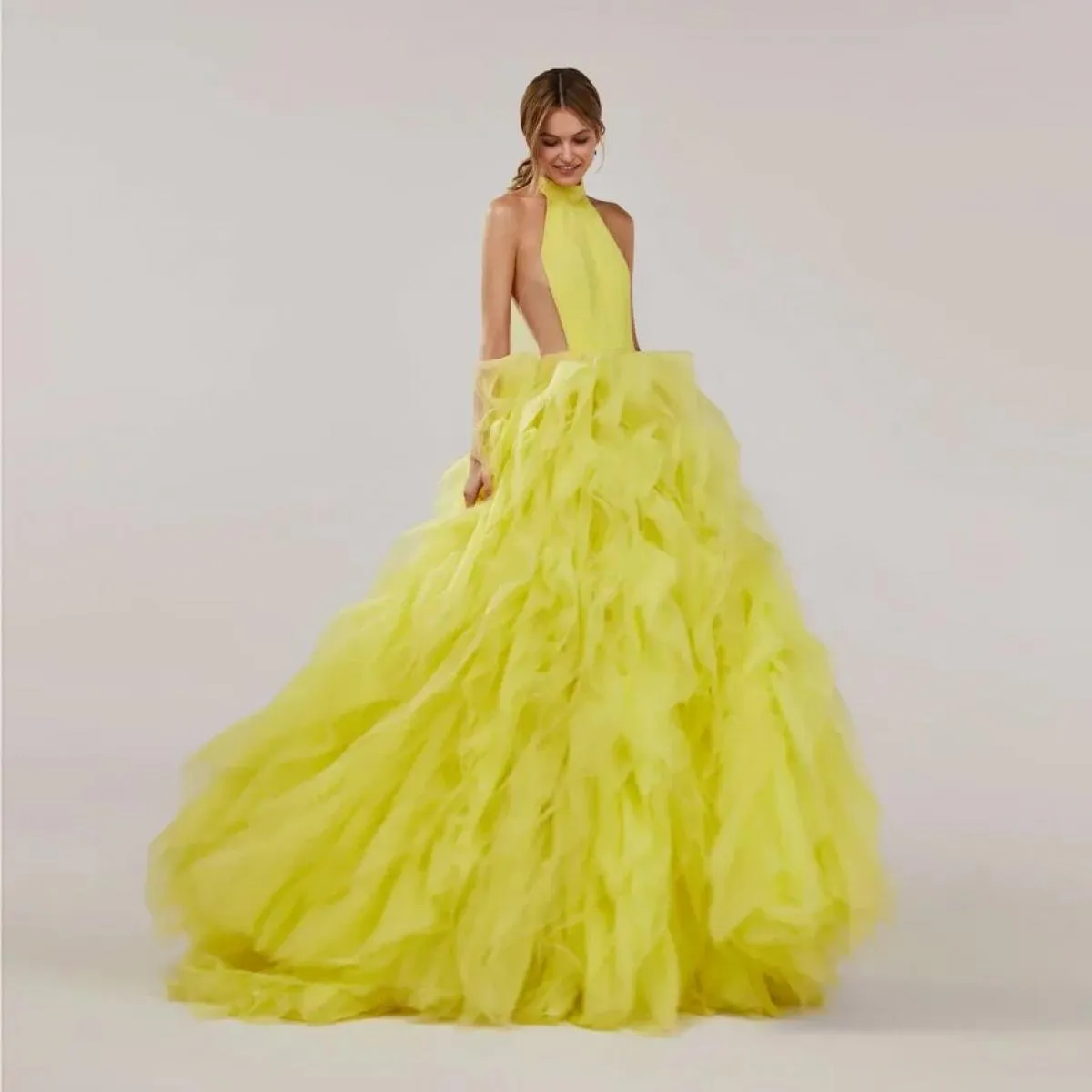 Dolcevita alla moda Abito da sera giallo festivo Abiti da festa da ballo Abito lungo maxi formale senza schienale in tulle arruf