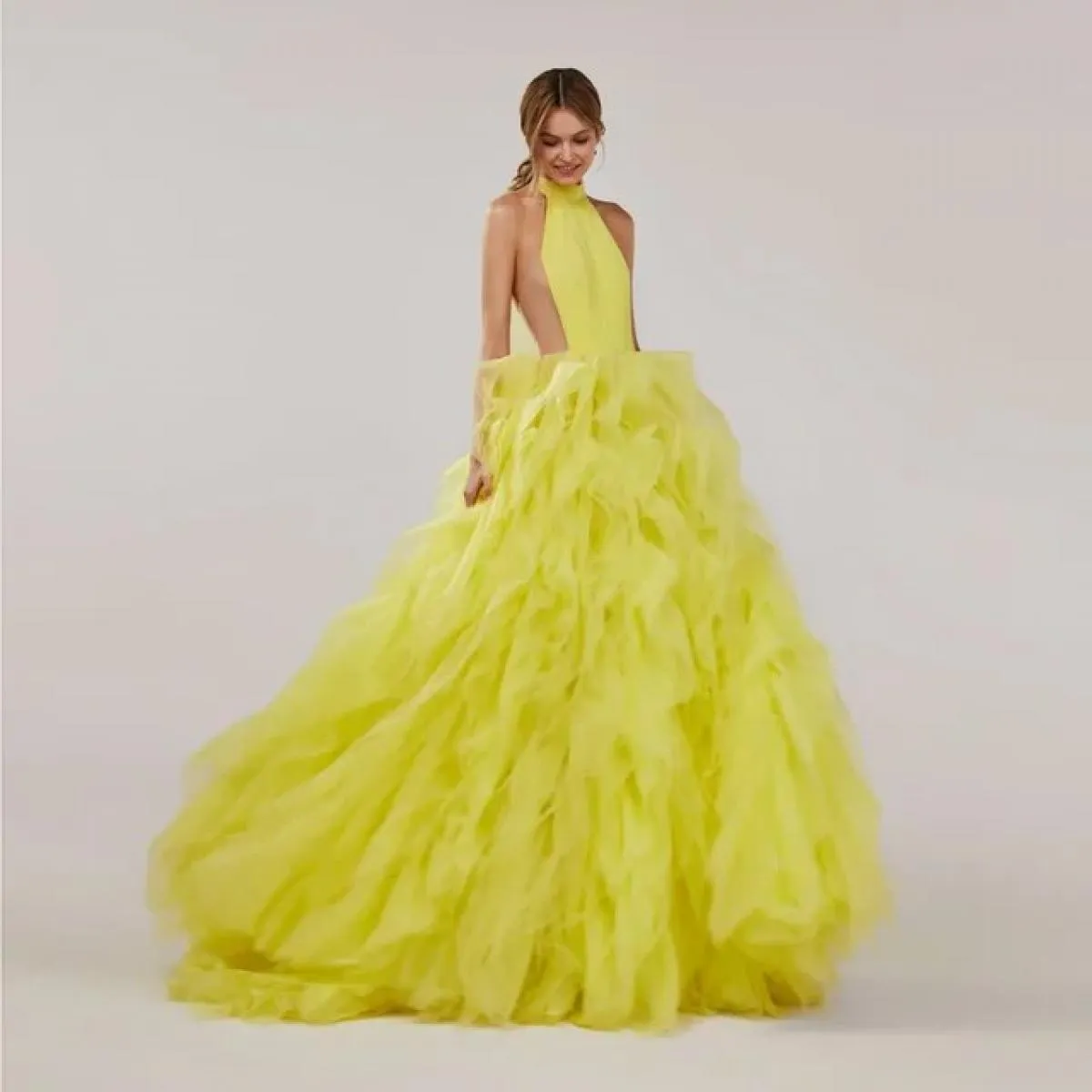 Dolcevita alla moda Abito da sera giallo festivo Abiti da festa da ballo Abito lungo maxi formale senza schienale in tulle arruf