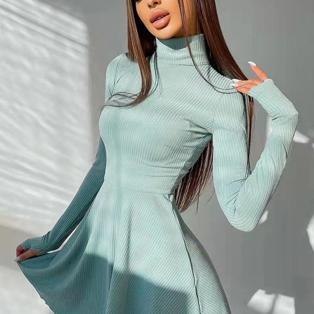 Dolcevita da donna a maniche lunghe Abiti eleganti solidi Donna Lavorato a maglia con fondo Abito a pieghe a trapezio Moda