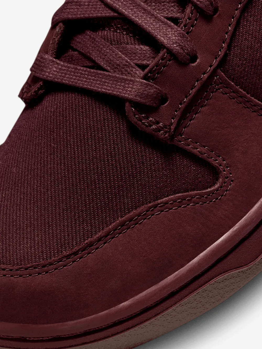 Dunk Low Retro Premium Burgundy Crush Sneakers