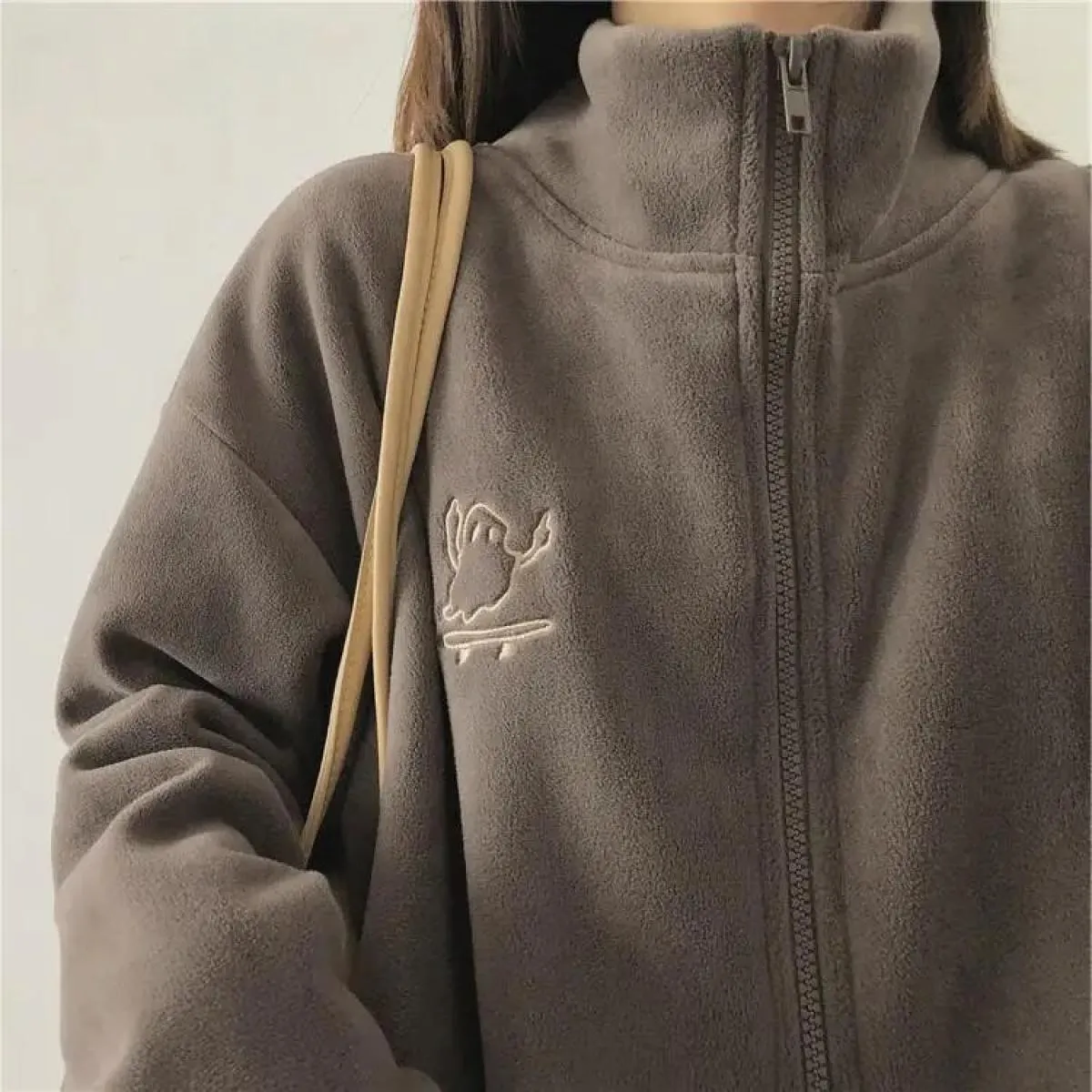 Felpe con cappuccio 2023 Dolcevita ispessito con cerniera Felpa con cappuccio Cardigan Cappotto in pile caldo da donna