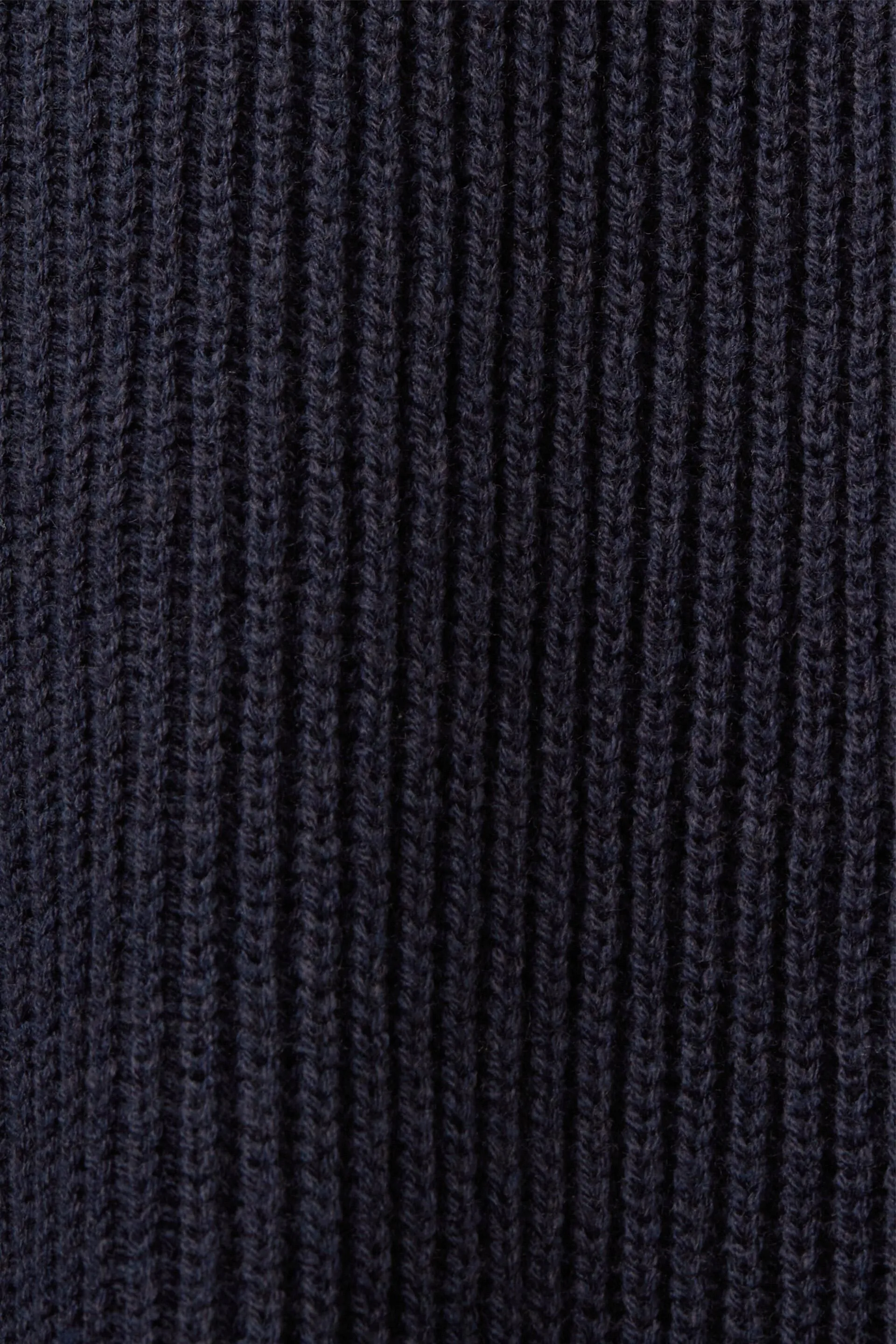In materiale riciclato: cardigan lungo senza maniche