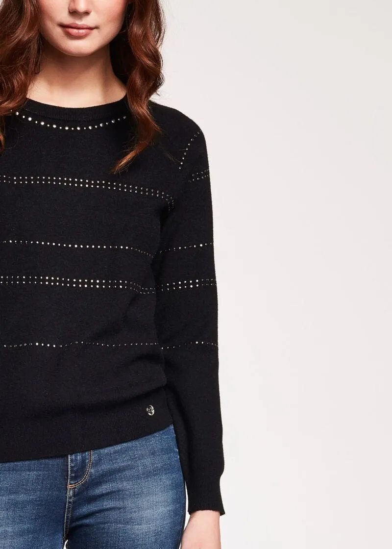 Maglia girocollo con borchie