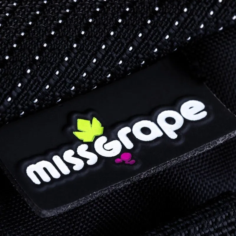 Miss Grape Internode 5 Adventure waterproof