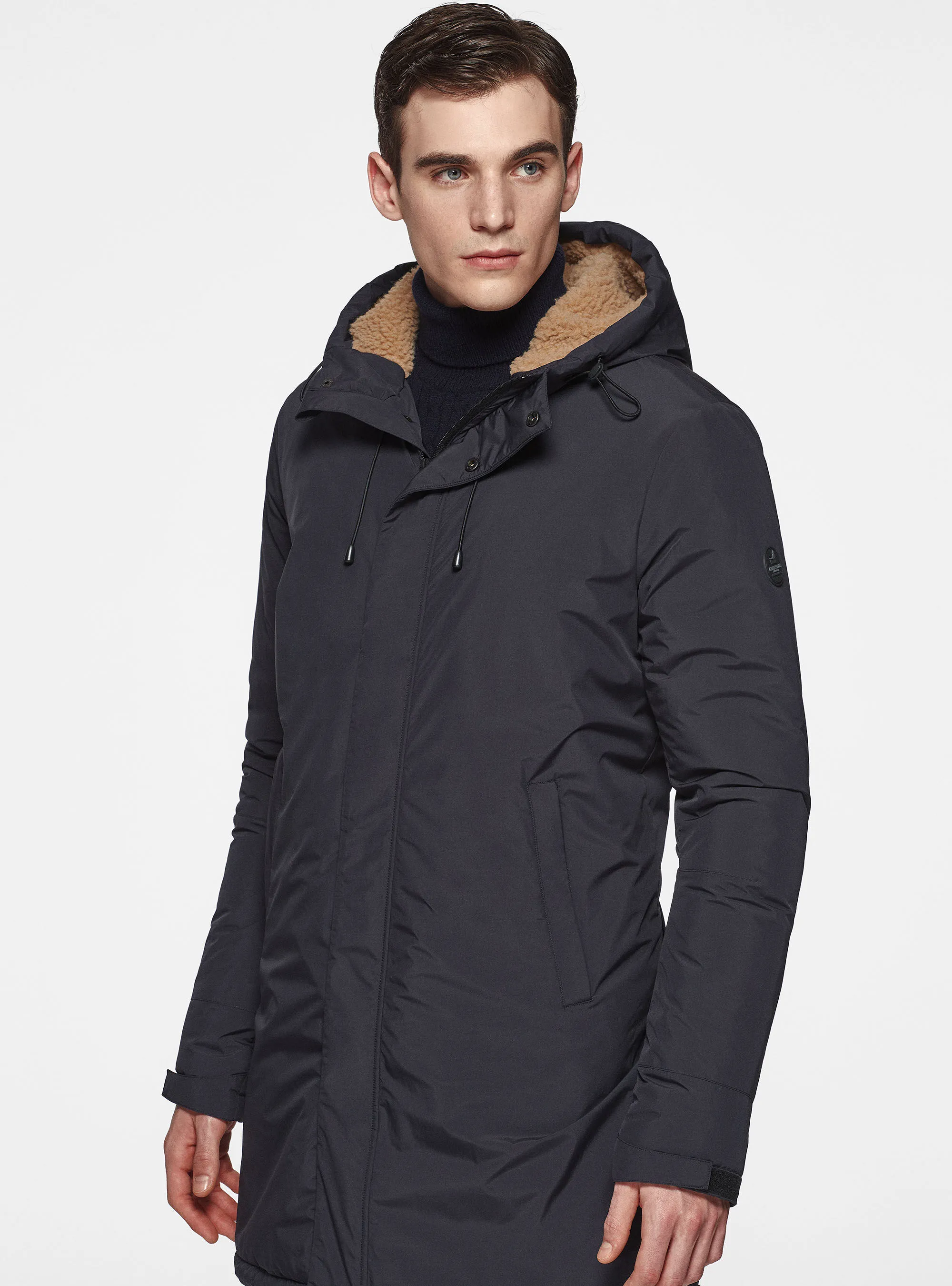 Parka tecnico con pelliccia sintetica