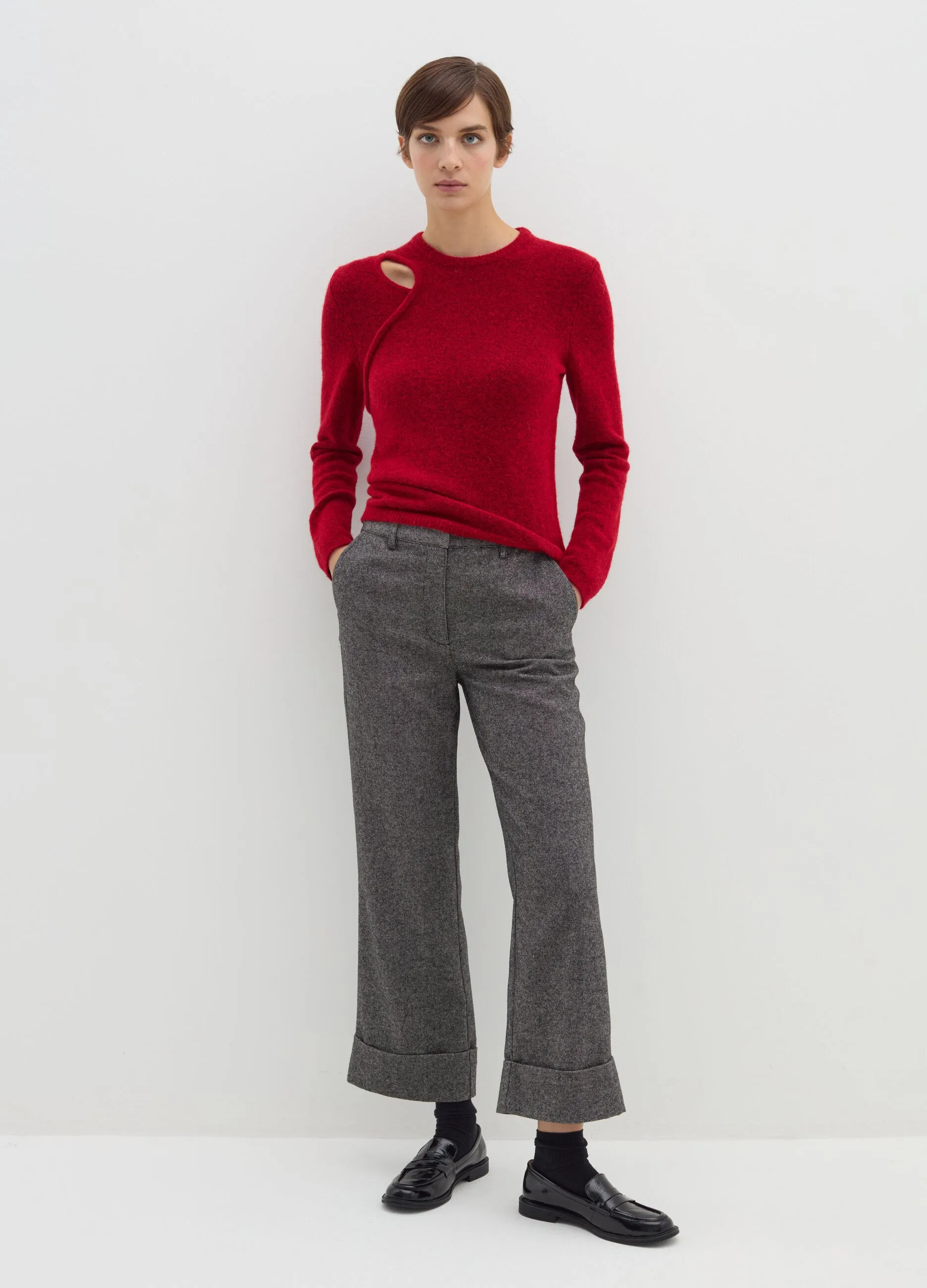 Pullover con dettaglio cut out