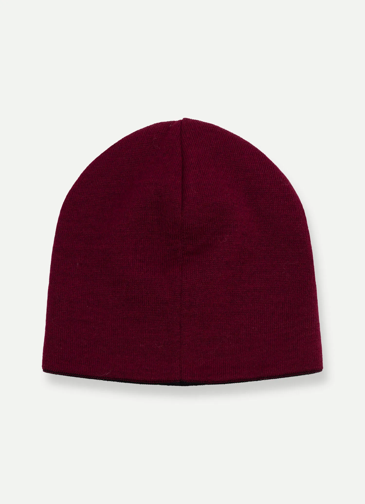 Reversible hat with jacquard maxi-logo