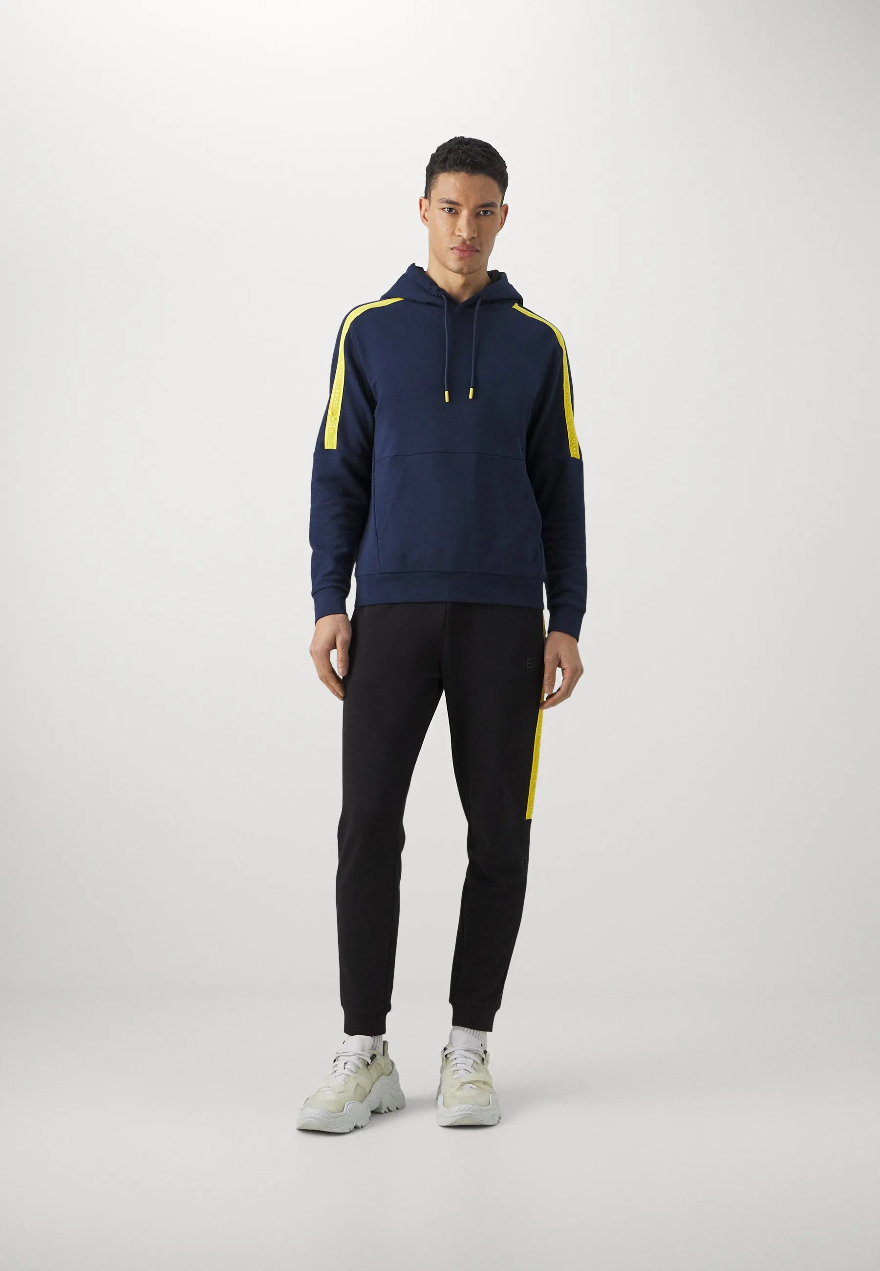 SWEATSHIRT - Felpa con cappuccio