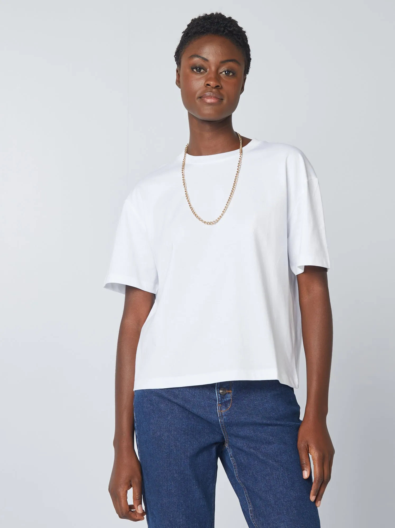 T-shirt oversize con scollo tondo - bianco