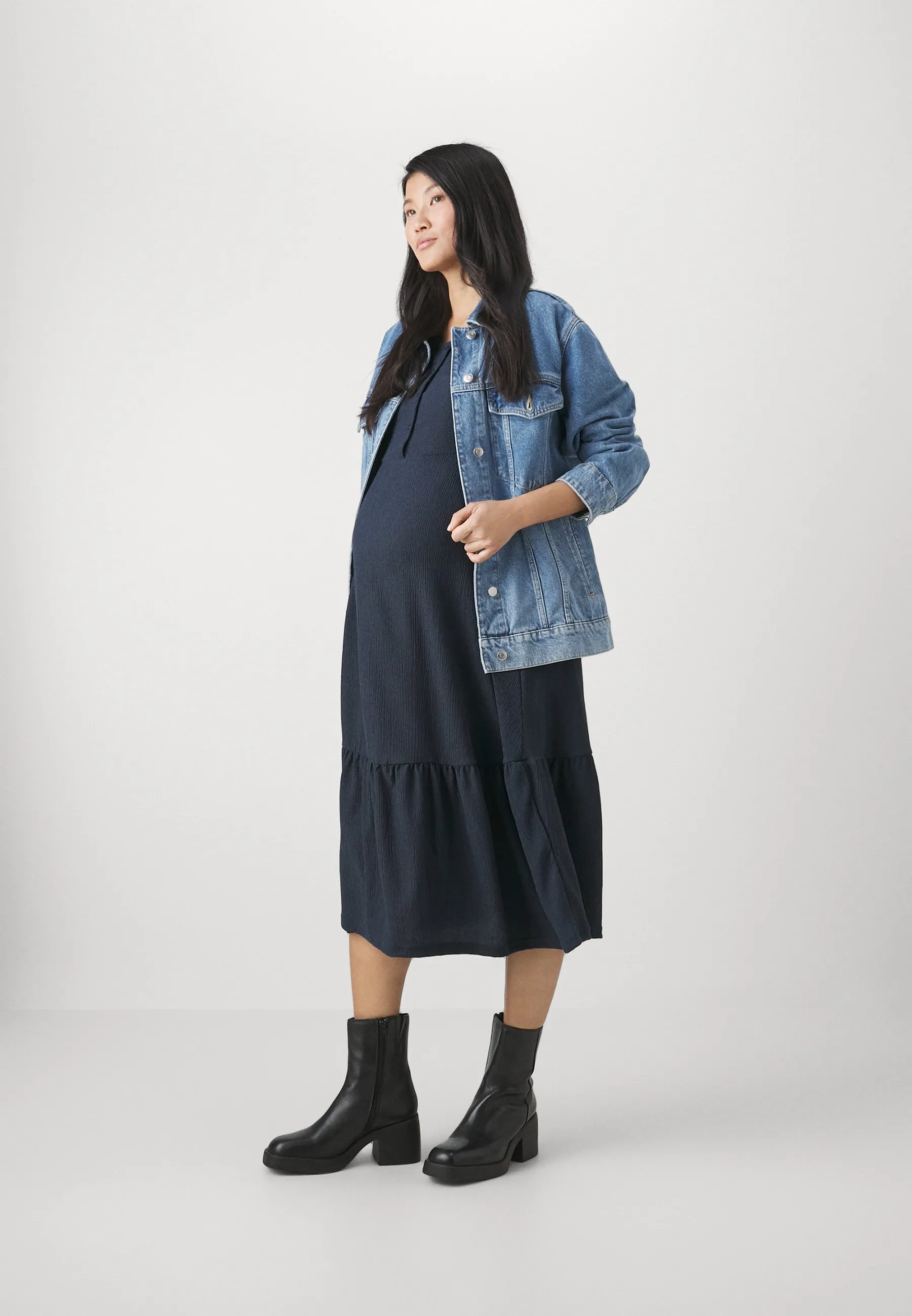 VMMOBY MIDI DRESS - Vestito di maglina