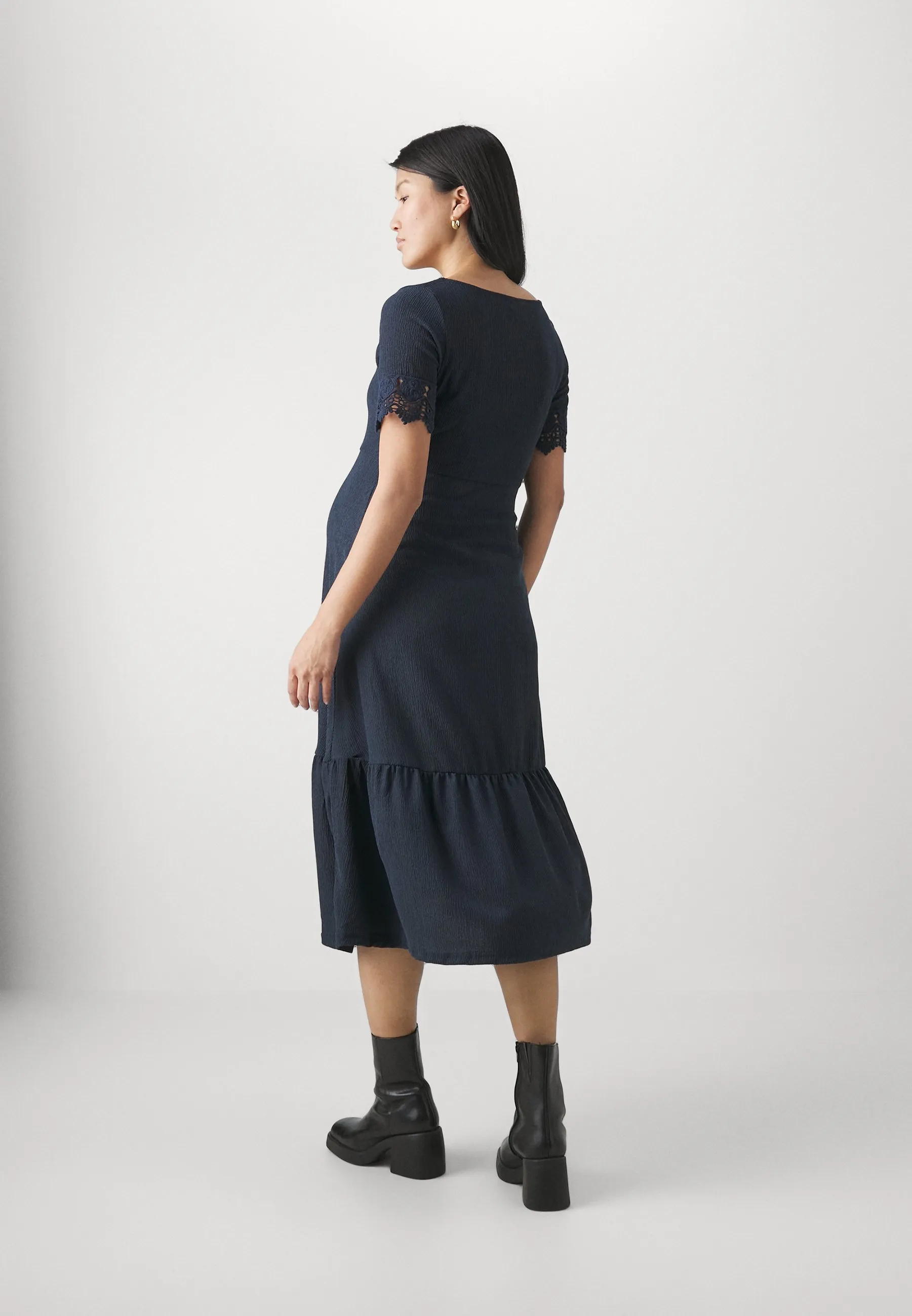 VMMOBY MIDI DRESS - Vestito di maglina